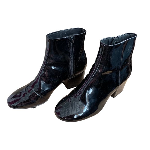 H&M Divided Women's Black Glossy Faux Leather Zip-up Booties - Size 39 - Picture 1 of 7